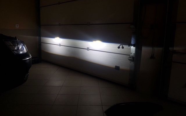 Граница света на воротах гаража после регулировки